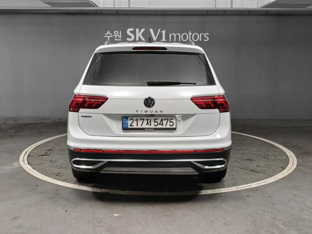 Volkswagen Tiguan - Vista 2