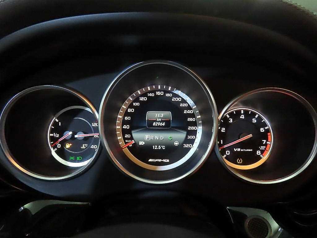 Mercedes Benz CLS Class - Vista 9