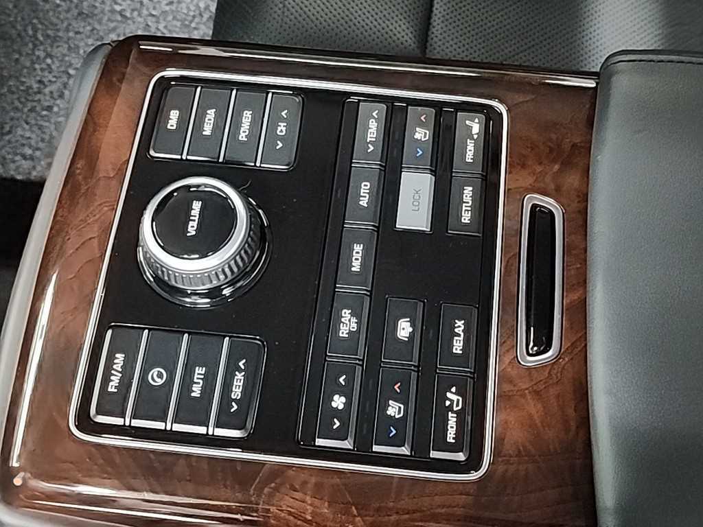 HYUNDAI Equus 2014 Negro - Importación desde Corea - HF Imports Iquique - Foto 16