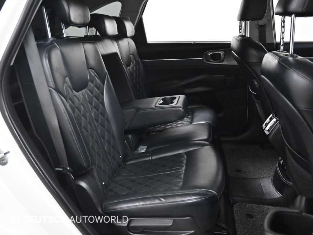 KIA Sorento - Vista 12