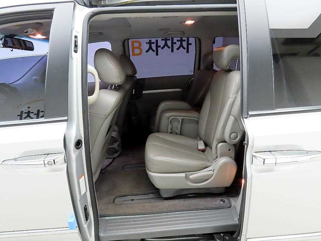 KIA Carnival 2013 Gris - Importación desde Corea - HF Imports Iquique - Foto 14