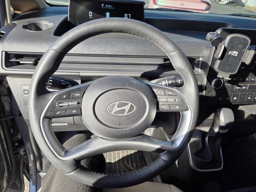 HYUNDAI Staria - Vista 6