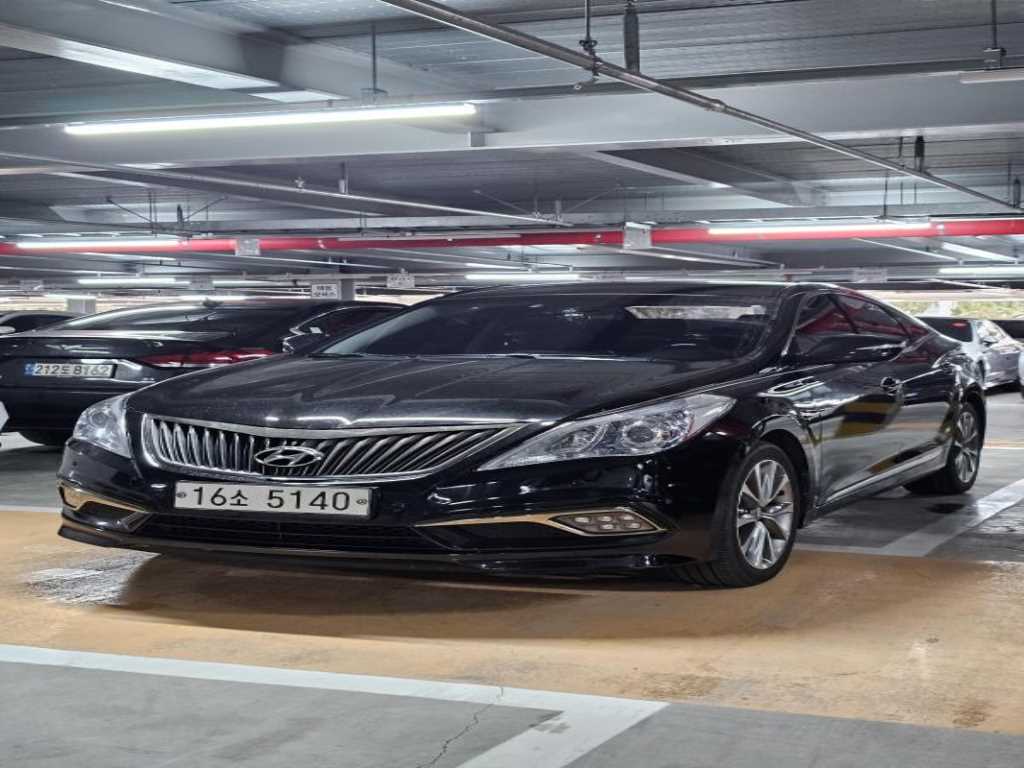 HYUNDAI Grandeur - Vista 2