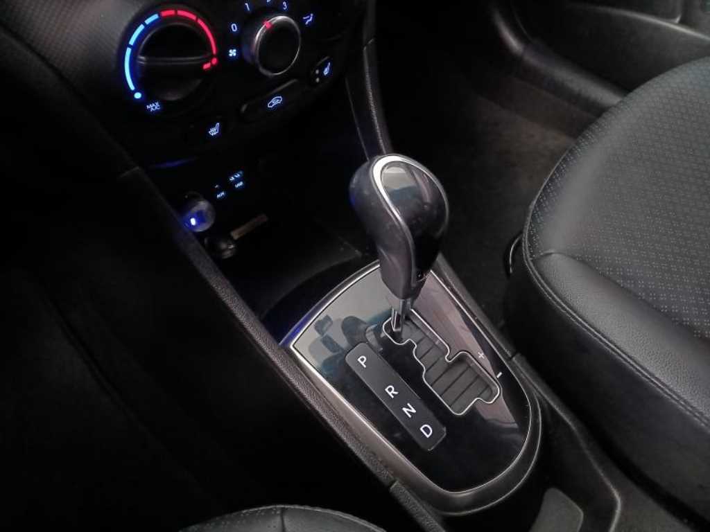 HYUNDAI Accent 2017 Blanco - Importación desde Corea - HF Imports Iquique - Foto 16