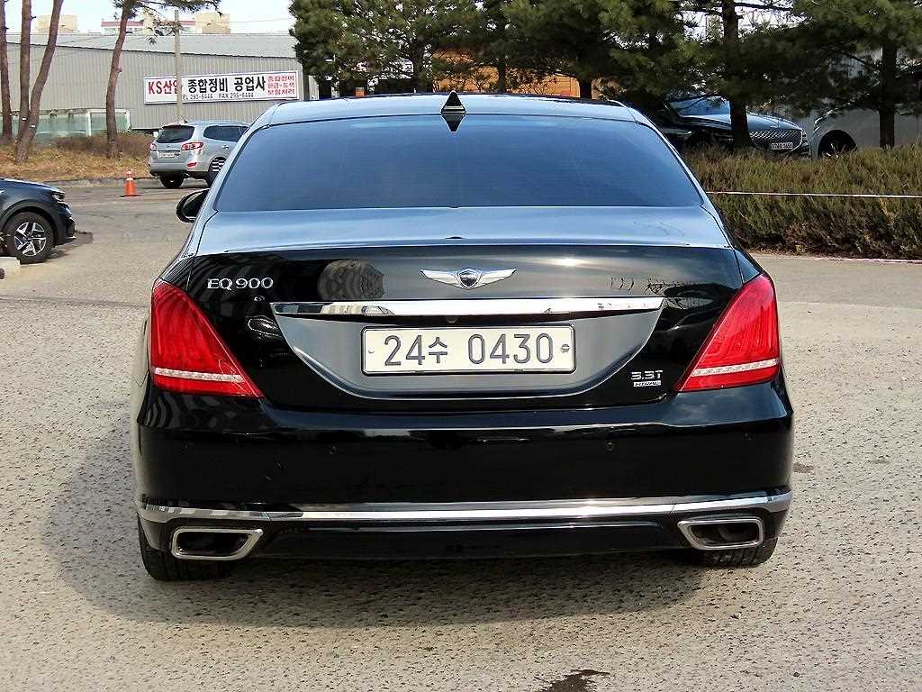 Genesis EQ900 - Vista 4