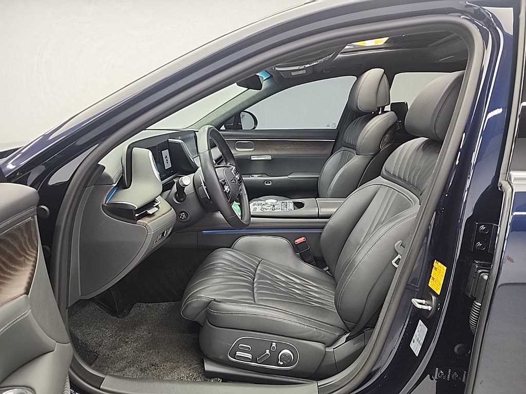 Genesis G90 - Vista 12