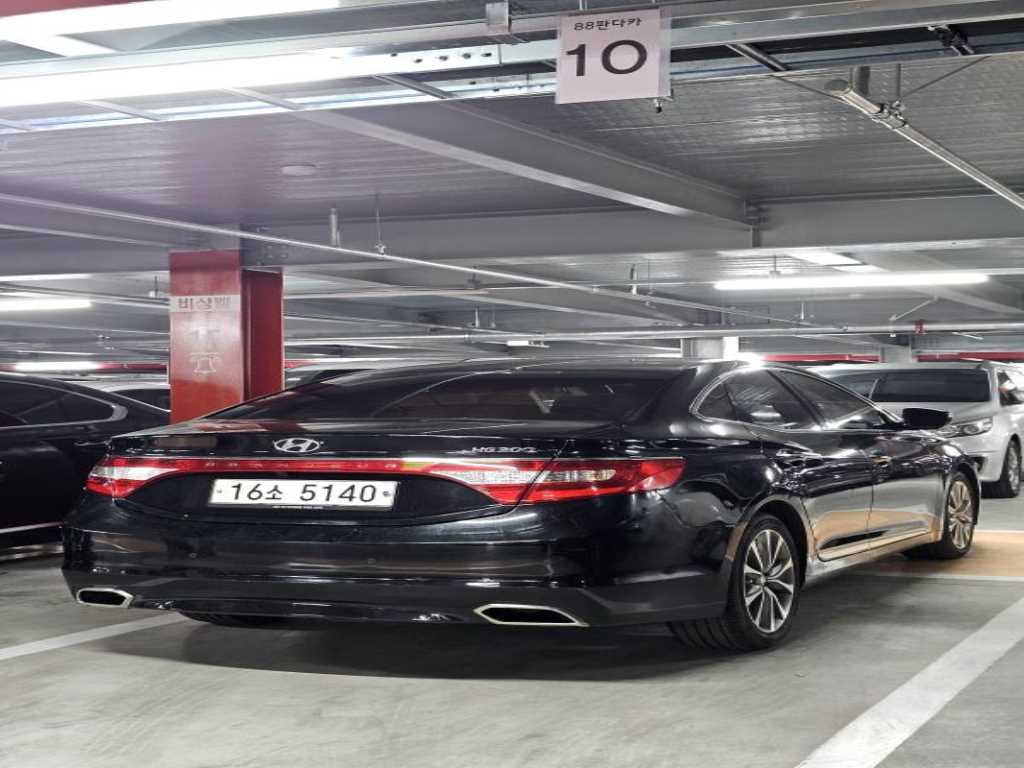 HYUNDAI Grandeur - Vista 3