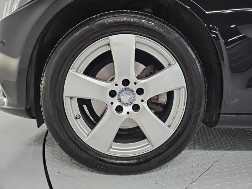 Mercedes Benz C Class 2016 Negro - Importación desde Corea - HF Imports Iquique - Foto 19