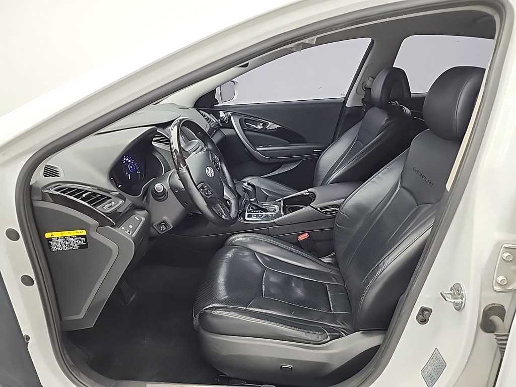 HYUNDAI Grandeur - Vista 11