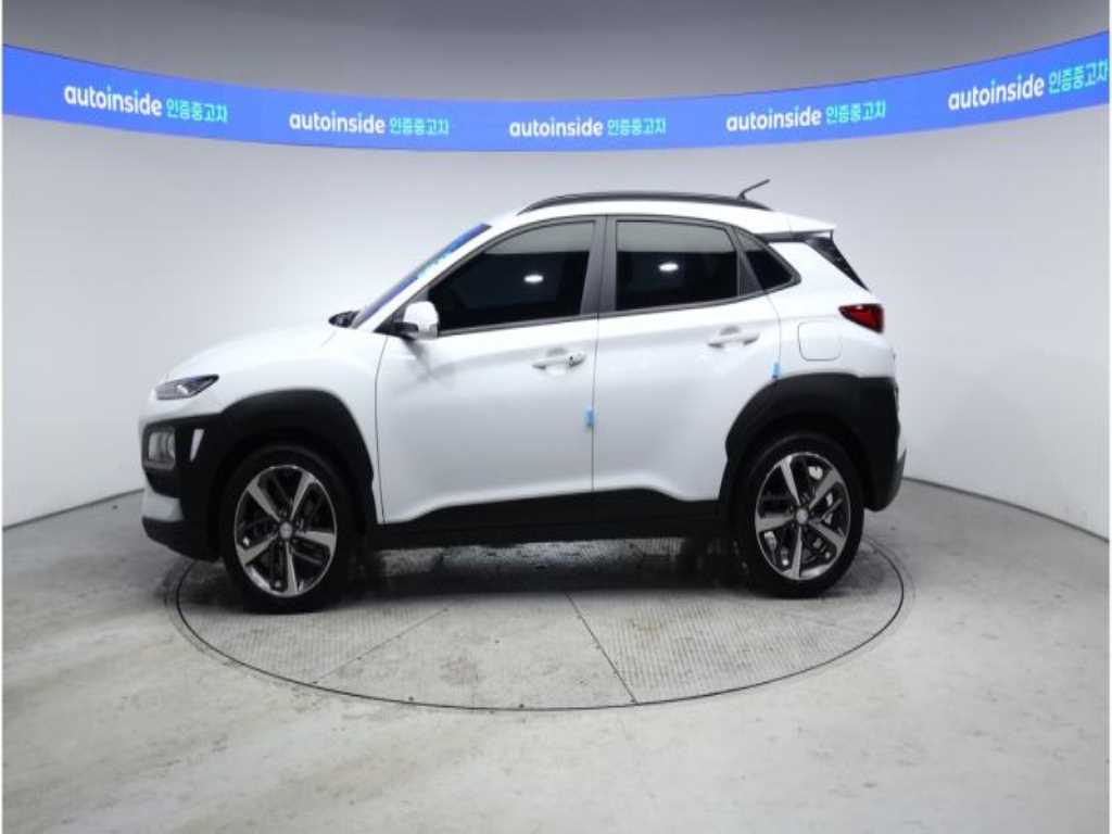 HYUNDAI Kona - Vista 3