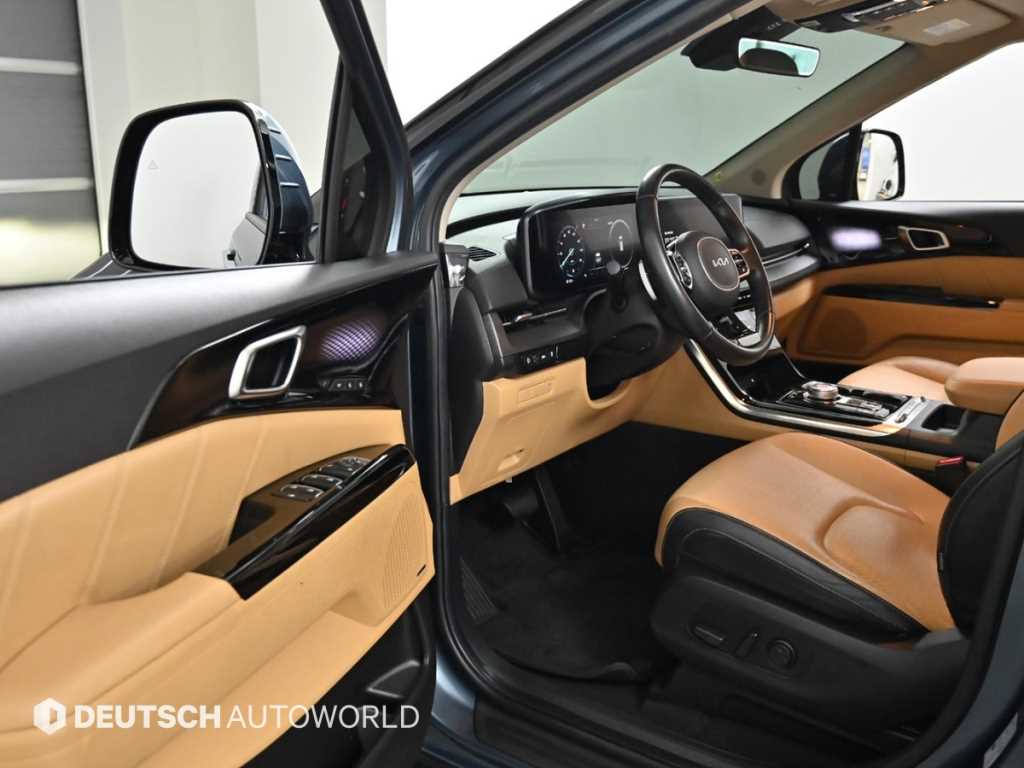 KIA Carnival - Vista 11