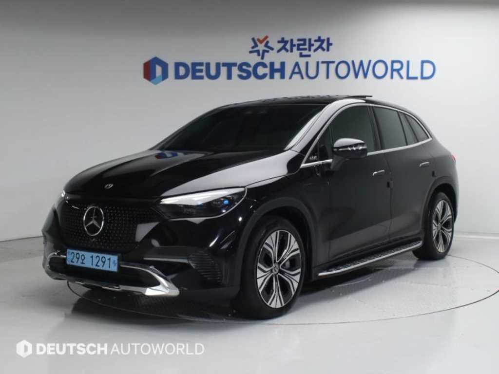 Mercedes Benz EQE - Vista 3