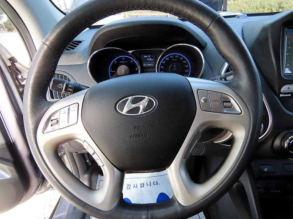 HYUNDAI Tucson - Vista 8