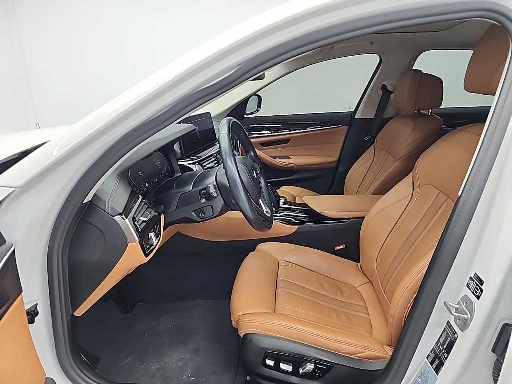 BMW 5 Series - Vista 11