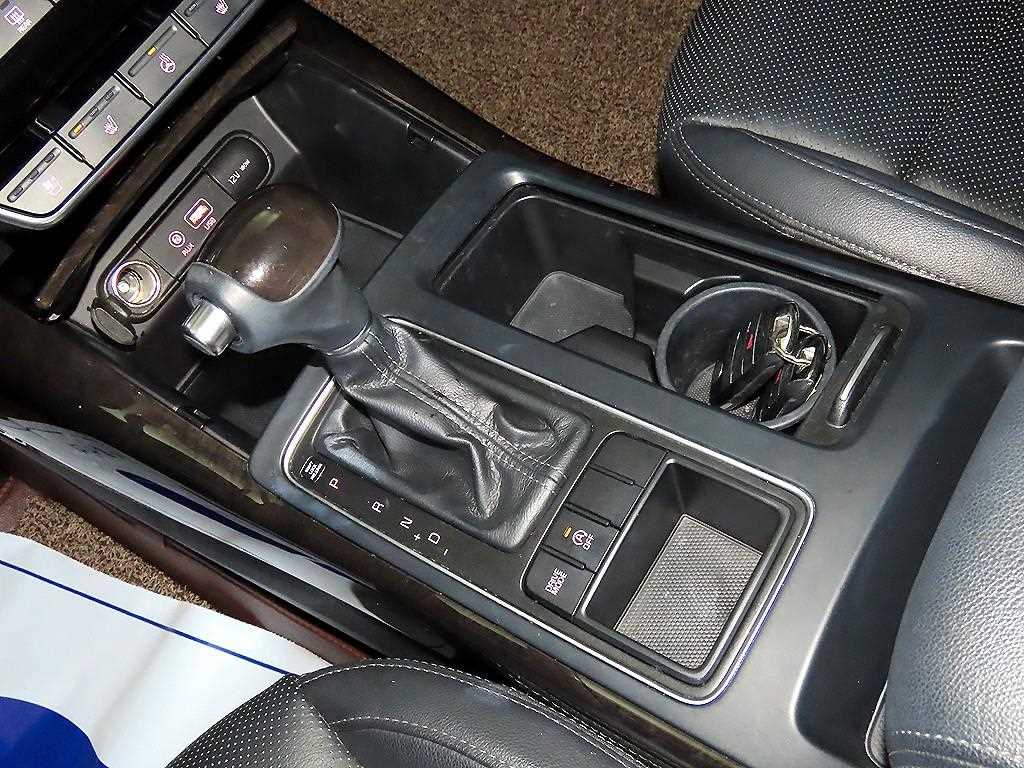 KIA Sorento - Vista 11