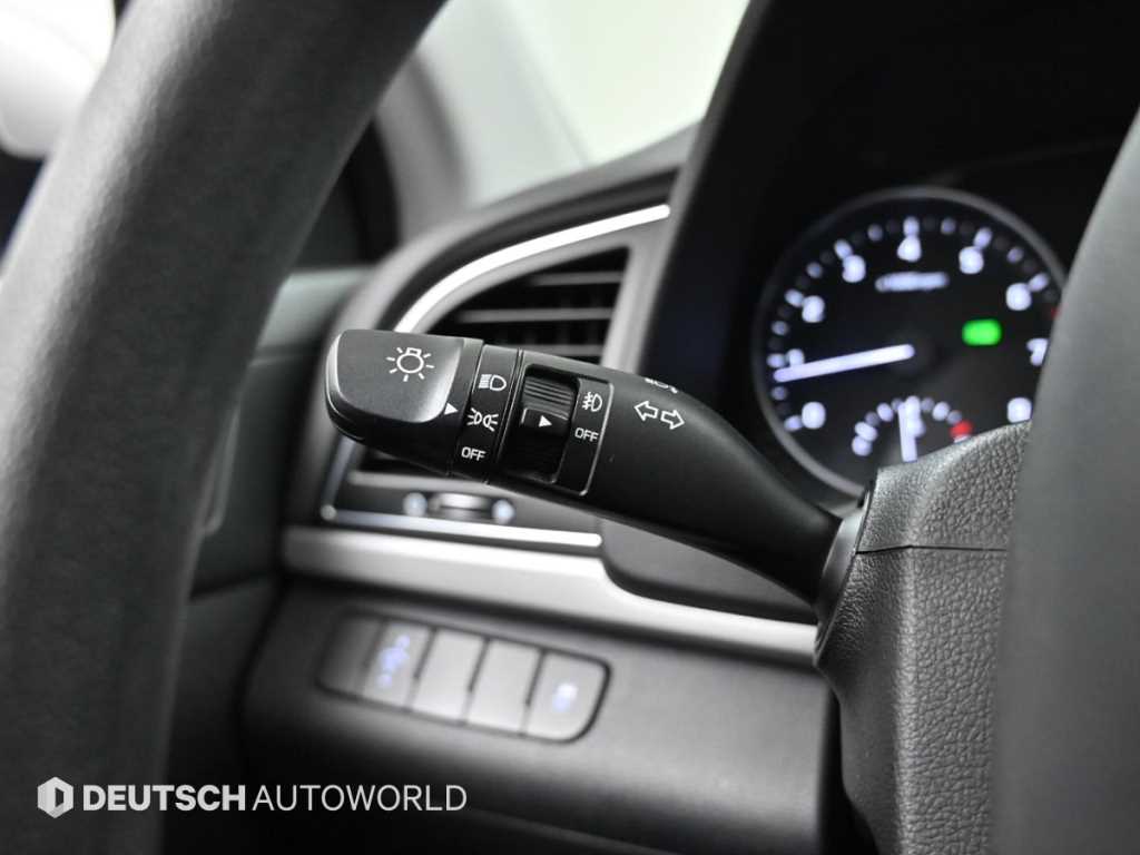 HYUNDAI Avante 2017 Plateado - Importación desde Corea - HF Imports Iquique - Foto 16