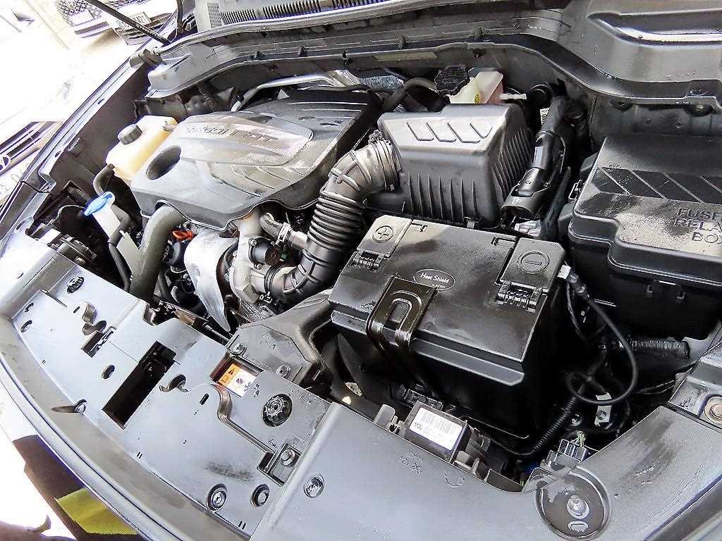 Ssangyong Torres 2023 Negro - Importación desde Corea - HF Imports Iquique - Foto 19