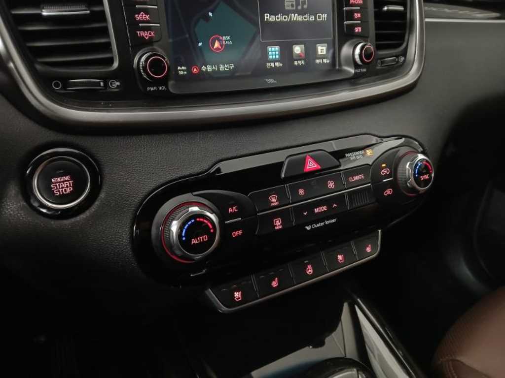 KIA Sorento 2016 Gris - Importación desde Corea - HF Imports Iquique - Foto 13