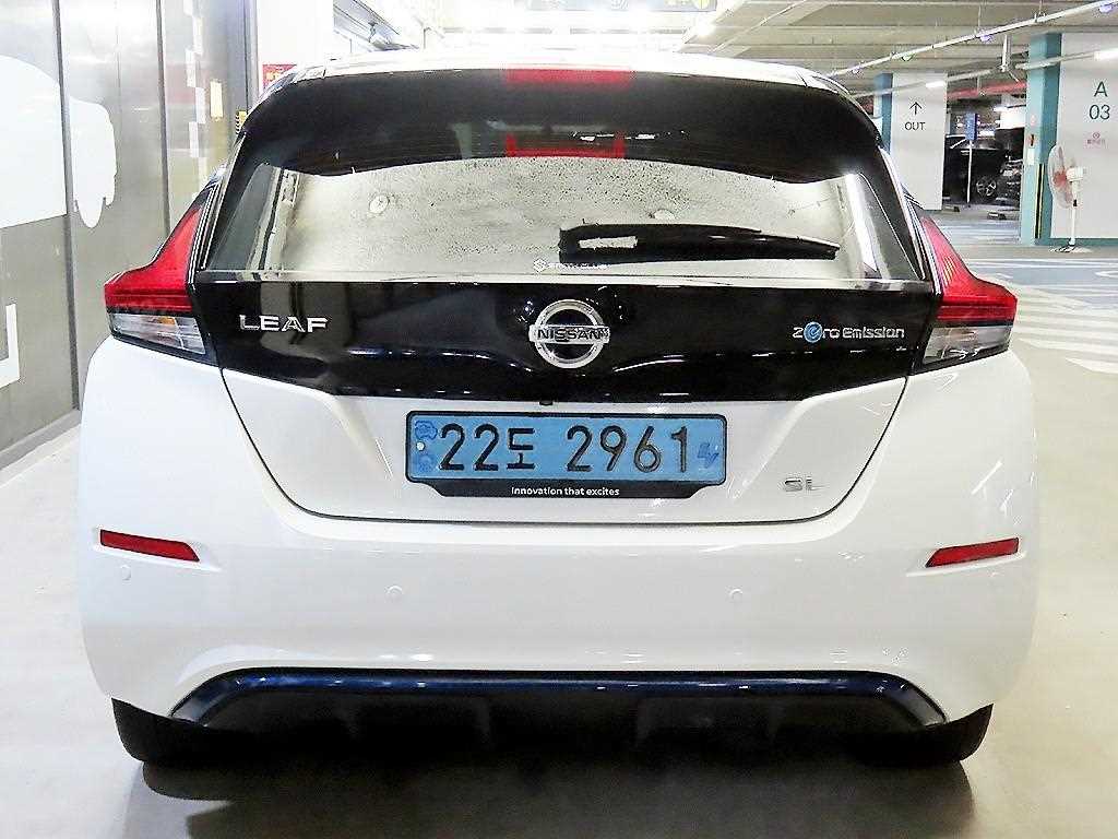 Nissan Leaf - Vista 6