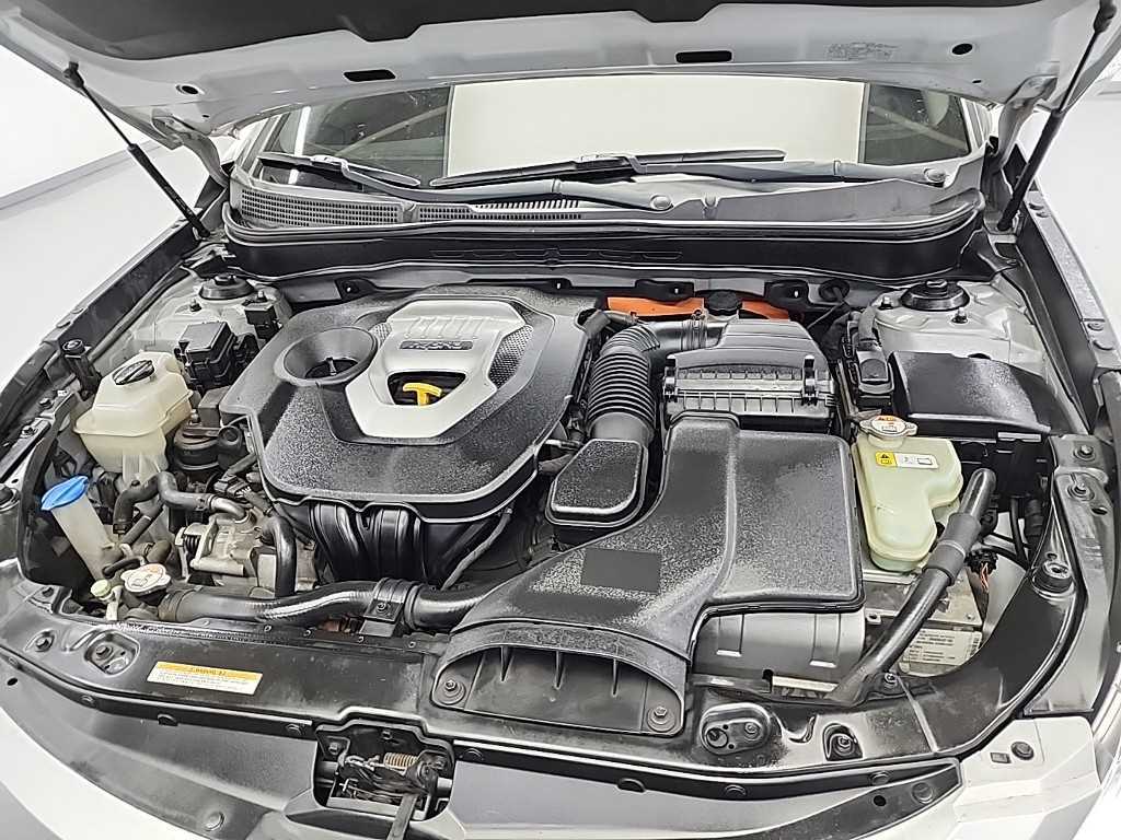 HYUNDAI Sonata - Vista 5