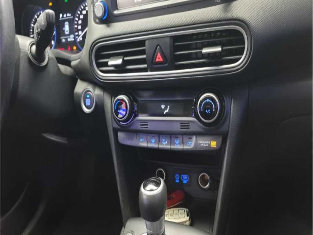 HYUNDAI Kona - Vista 11