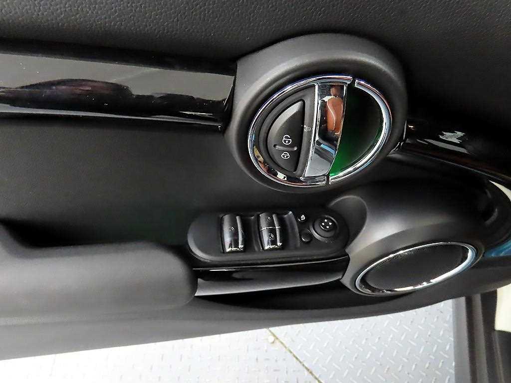 Mini Cooper Convertible - Vista 12