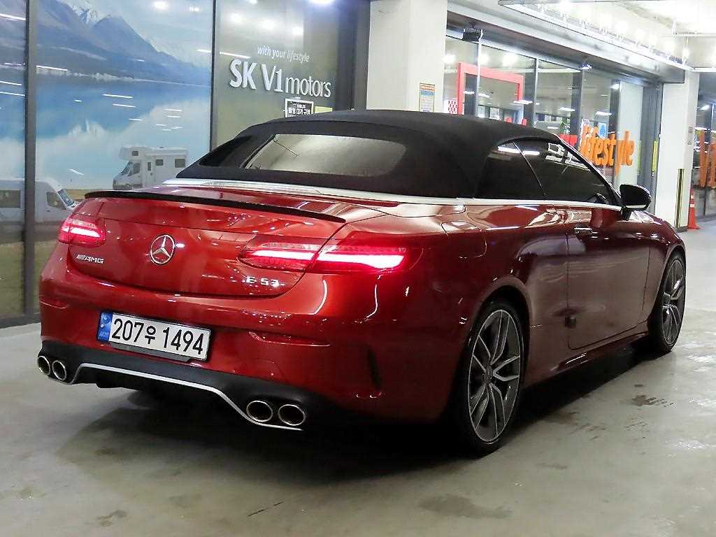 Mercedes Benz E class - Vista 4