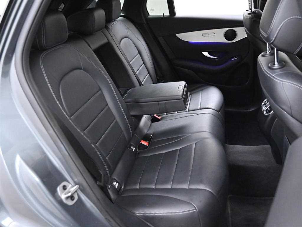 Mercedes Benz GLC Class - Vista 10