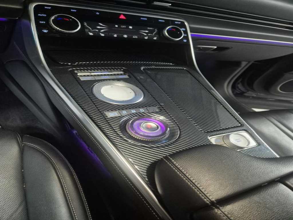 Genesis GV80 - Vista 6