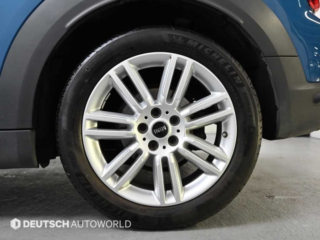 Mini Countryman - Vista 5