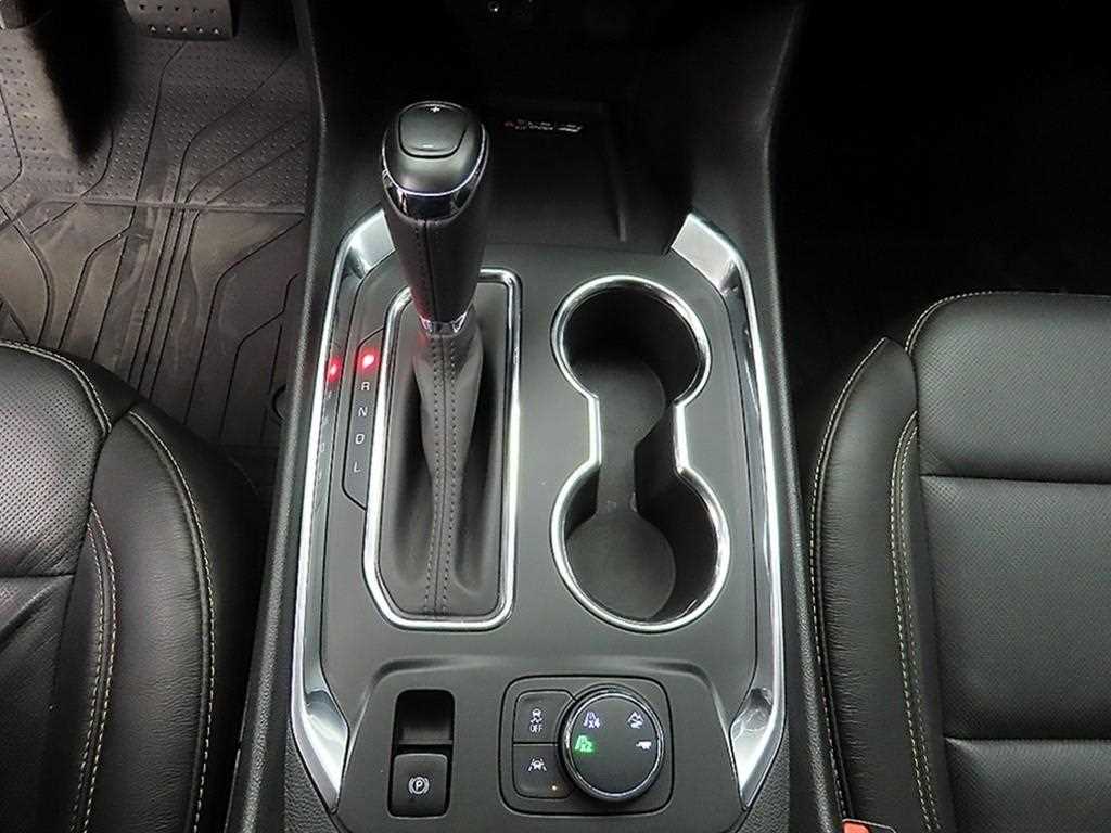 Chevrolet Travers - Vista 10