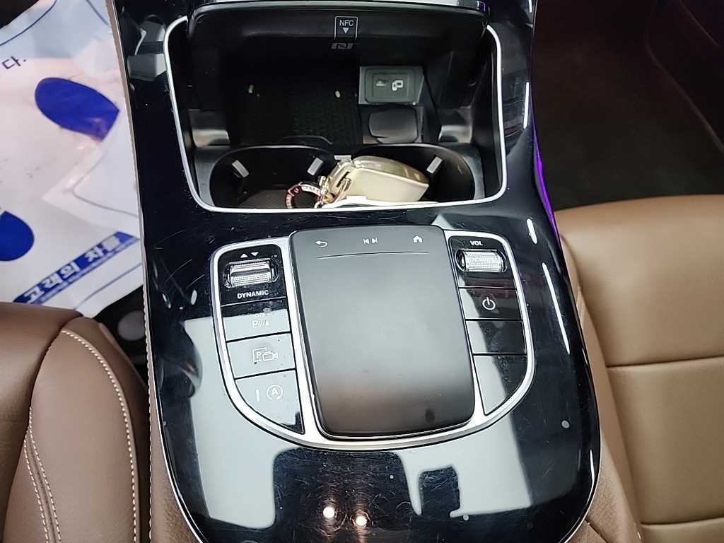 Mercedes Benz E class 2021 Blanco - Importación desde Corea - HF Imports Iquique - Foto 17