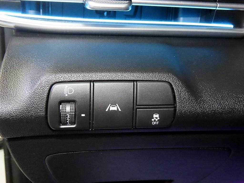 HYUNDAI Avante 2021 Blanco - Importación desde Corea - HF Imports Iquique - Foto 14