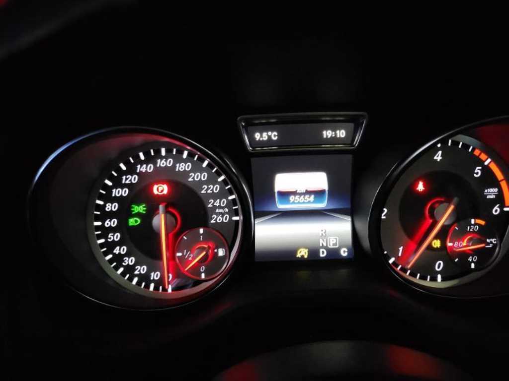 Mercedes Benz CLA Class - Vista 5