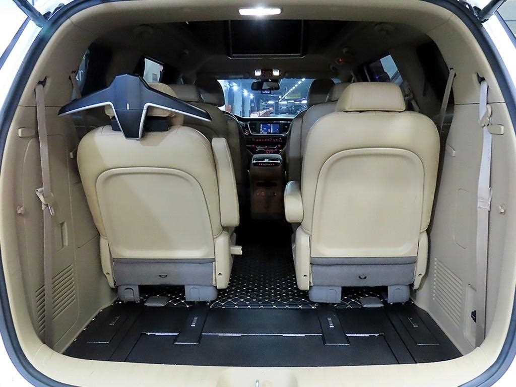KIA Carnival 2019 Blanco - Importación desde Corea - HF Imports Iquique - Foto 16