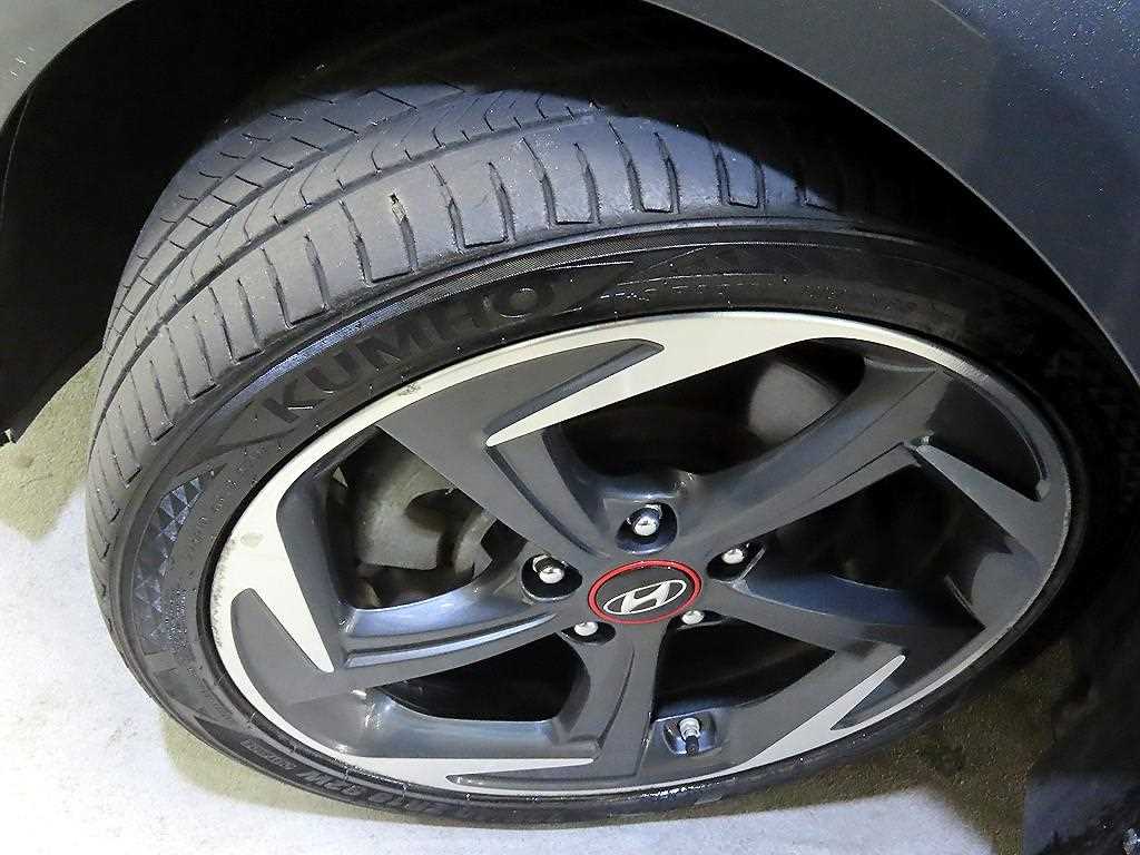 HYUNDAI Veloster 2018 Gris - Importación desde Corea - HF Imports Iquique - Foto 20