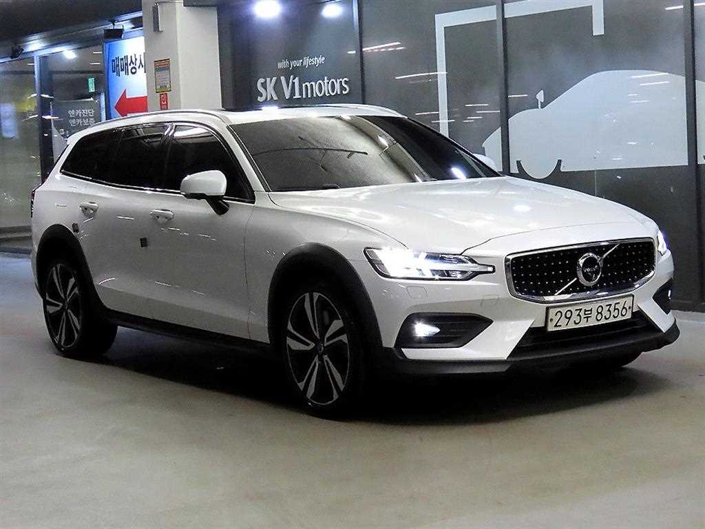 Volvo V60 2020 Blanco - Importación desde Corea - HF Imports Iquique - Foto 1
