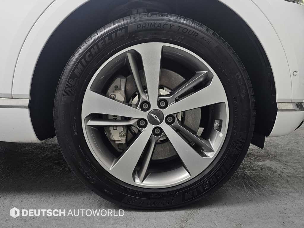 Genesis GV80 - Vista 5