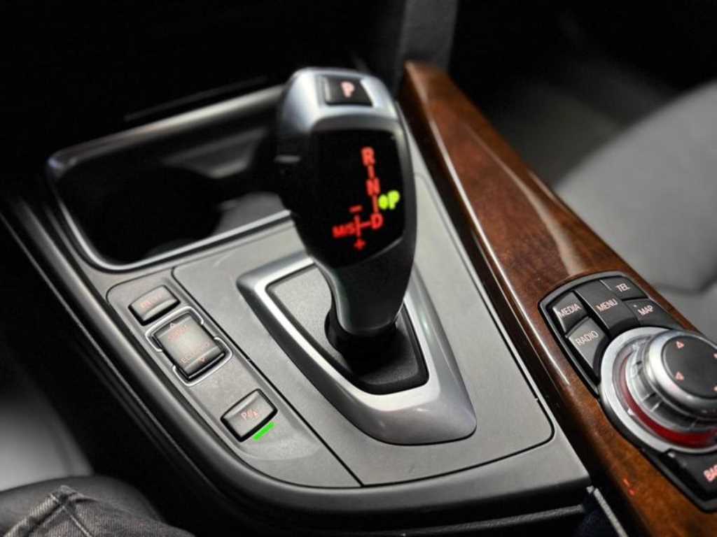 BMW 3 series 2013 Negro - Importación desde Corea - HF Imports Iquique - Foto 15