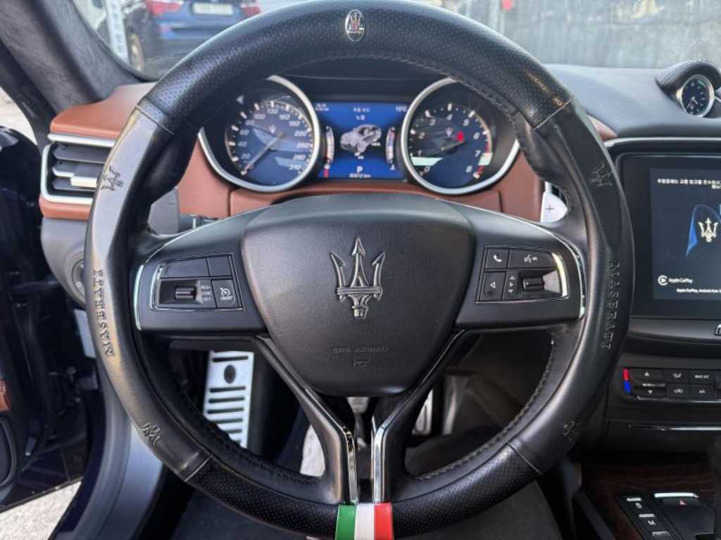 Maserati Ghibli - Vista 6