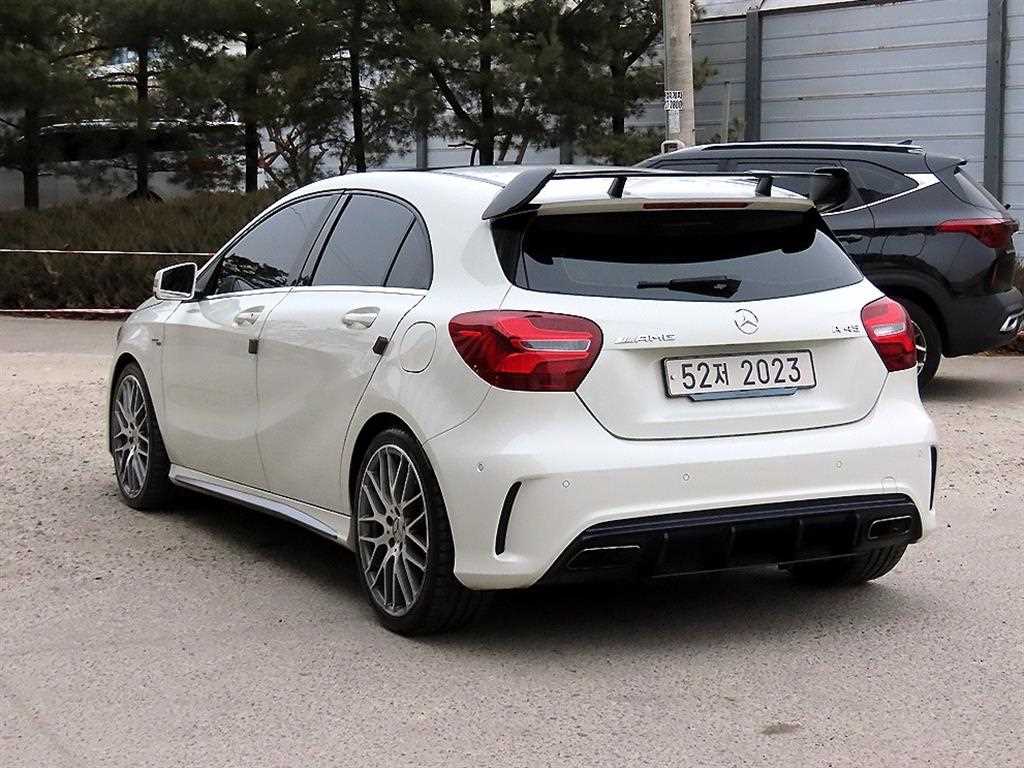 Mercedes Benz A Class - Vista 3