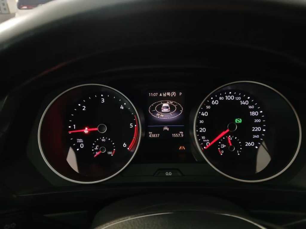 Volkswagen Tiguan - Vista 9