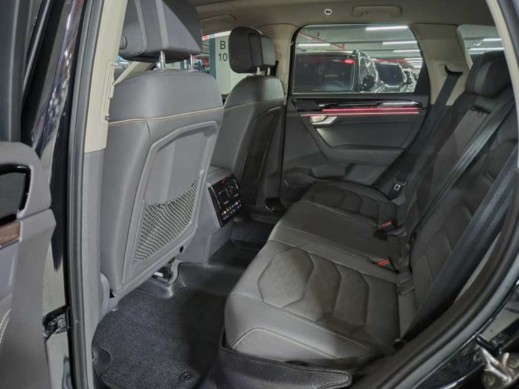 Volkswagen Touareg - Vista 8