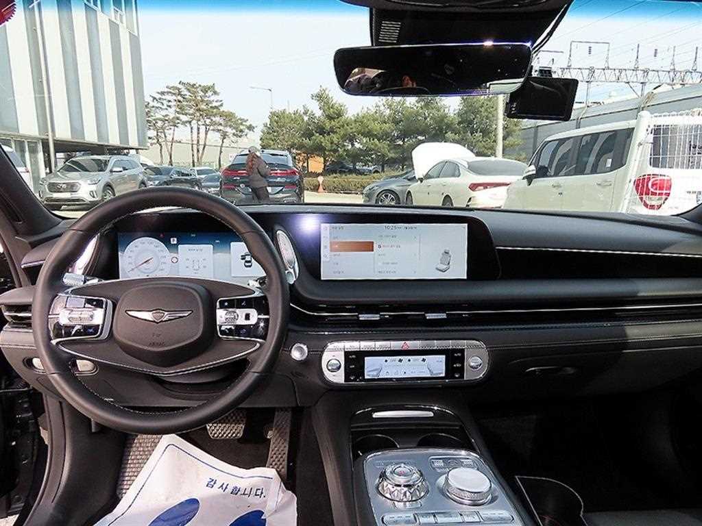 Genesis G90 - Vista 7