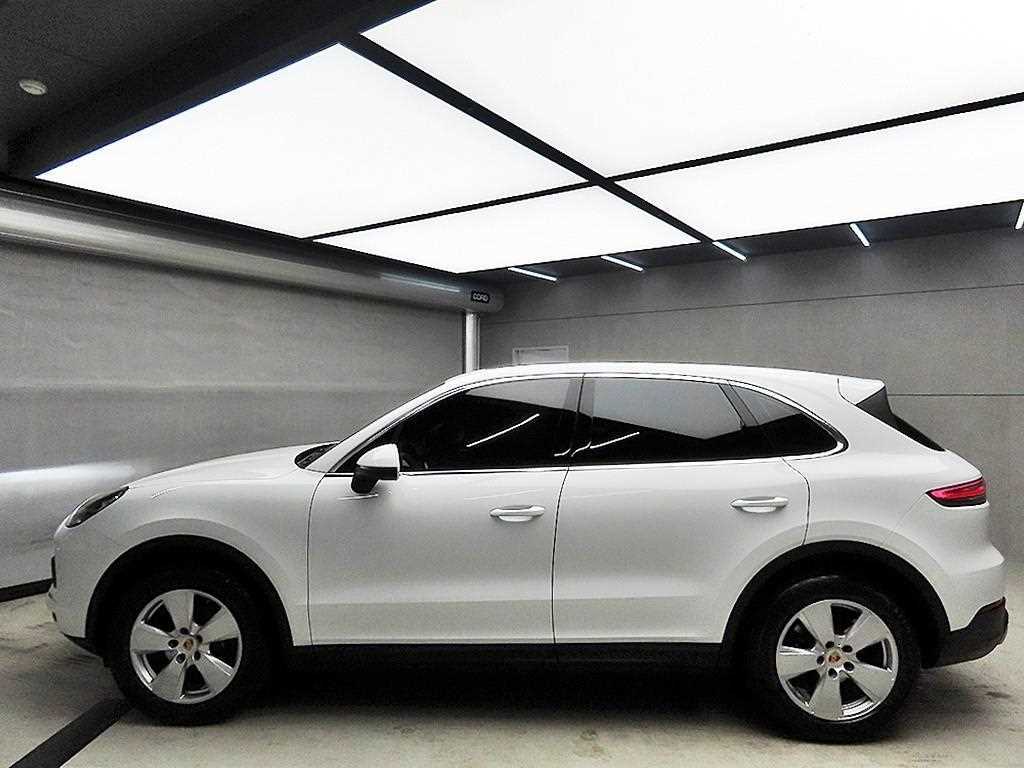 Porsche Cayenne - Vista 4