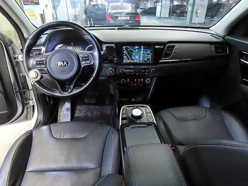 KIA Niro - Vista 10