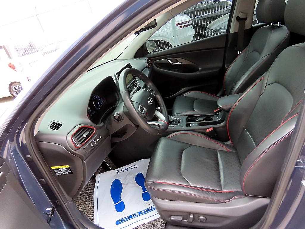 HYUNDAI i30 - Vista 5