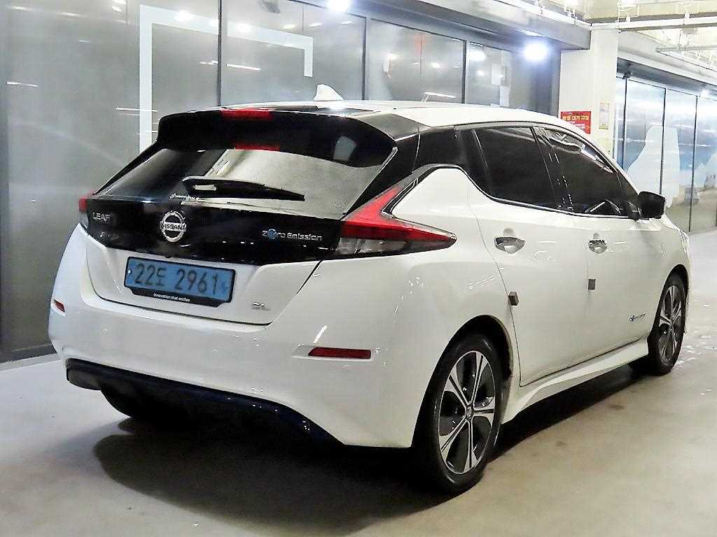 Nissan Leaf - Vista 5