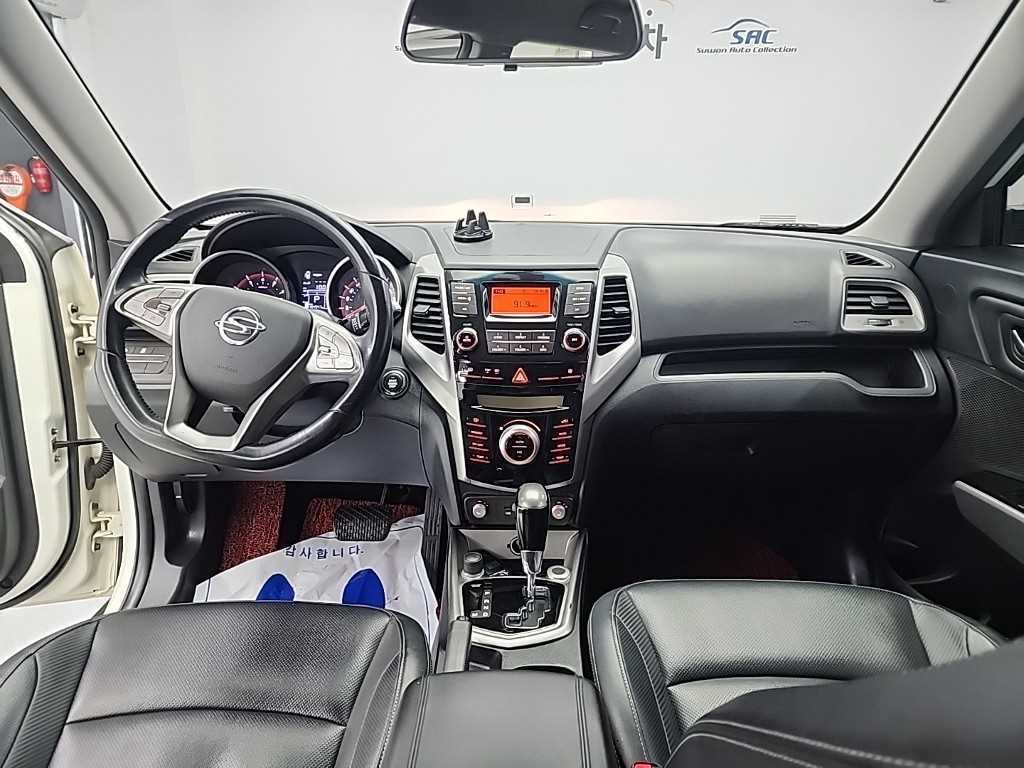 Ssangyong Tivoli - Vista 6