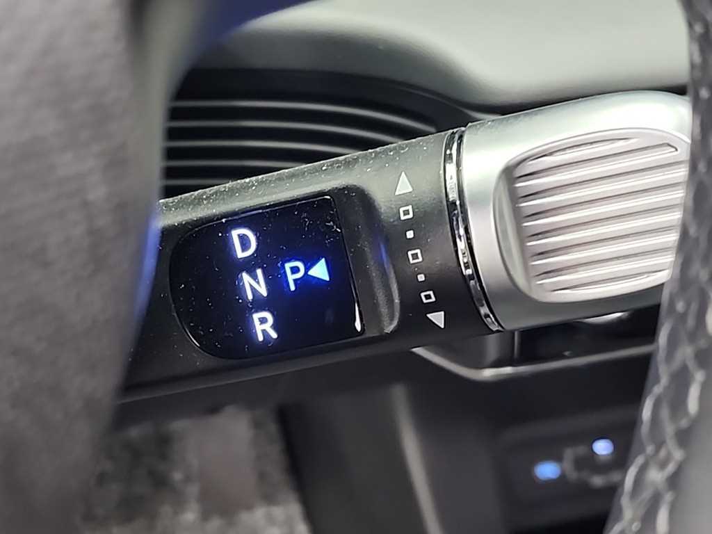 HYUNDAI Ioniq 5 - Vista 8